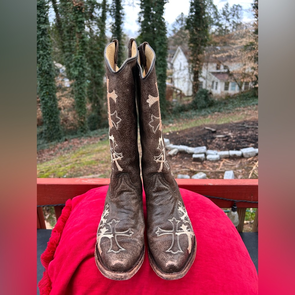 Circle G Tan Leather Cowboy Boots
